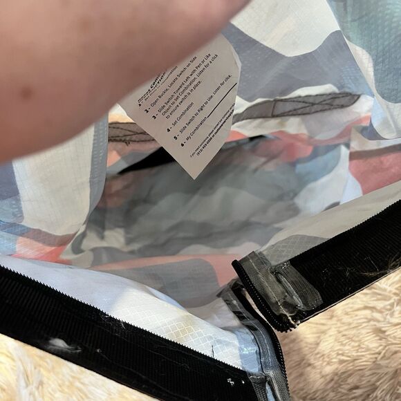 WaterSeals Edge Backpack with Secura Lock Technology River Blue Red Teal - Picture 14 of 14